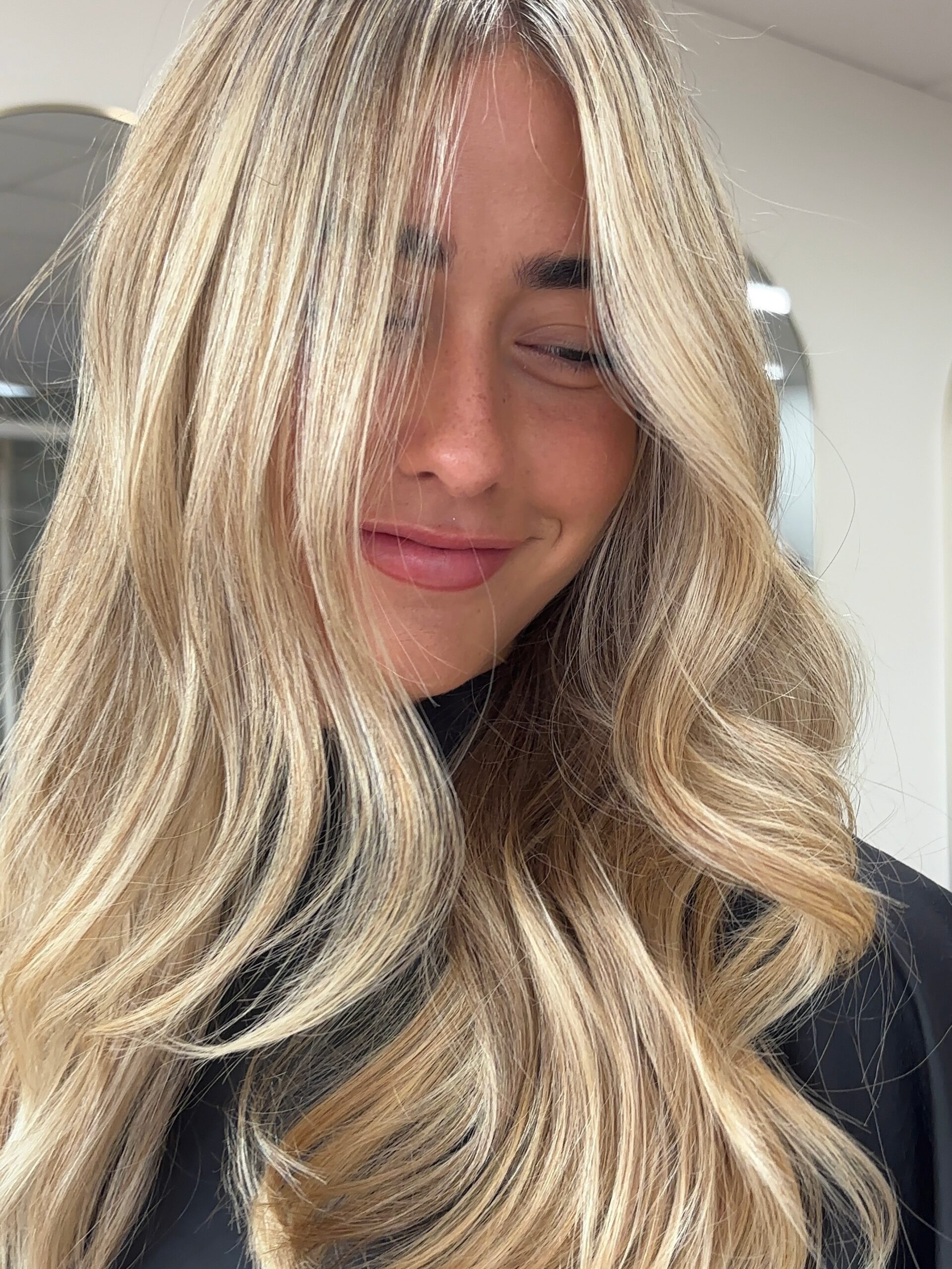 The smile 😀 and the hair of course 😍 don’t forget to save this for your next appointment 

Sunshine Coast Blonde Specialists 📍 Mooloolaba 

#livedinblondes #mooloolahairdresser #sunshinecoasthairdresser