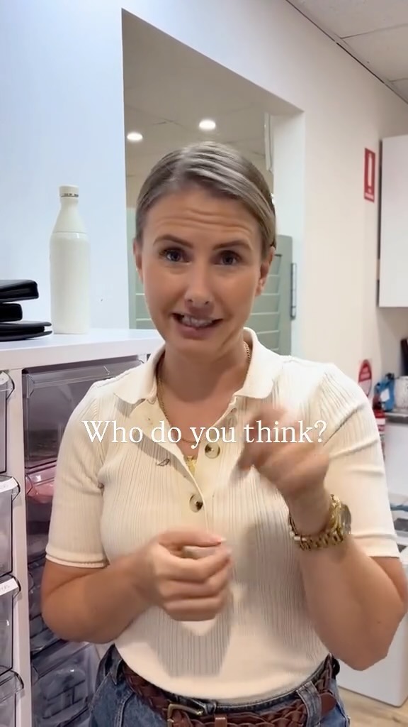 Just a little Q&A to get to know our team better 😂 

#salonvibes #sunshinecoasthairdresser #sunshinecoasthairsalon #mooloolabahairsalon #coastalblondes