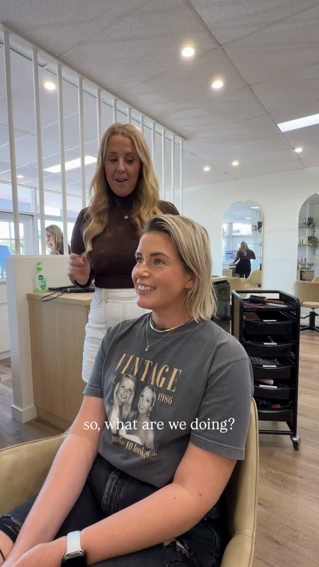 Going from Blonde to Copper consultation 🧡🧡🧡 

Join us as we talk about moving into a more edgy new look for our beautiful client 🫶🏼 

Keep your eyes peeled for Part 2 - the reveal 

#consultation #hairconsultation #blondetocopper #copperhair #sunshinecoasthairdresser copper hair, hair reels, client consultations, Sunshine Coast colour specialists