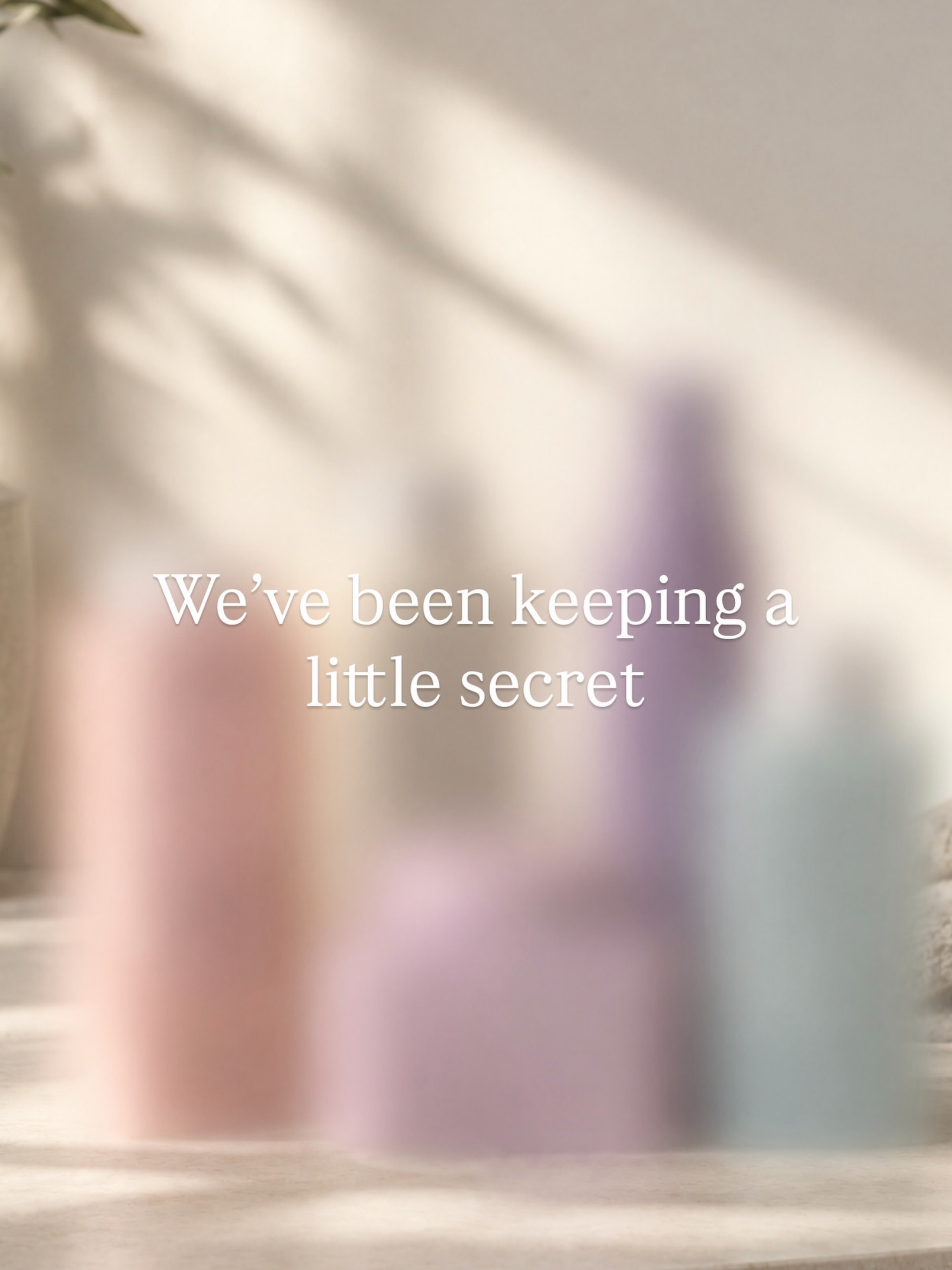 Something very exciting is coming to Coastal Blondes, and we can hardly contain ourselves. Think performance based hair-care and styling that will change the way you do your hair at home. 

Any guesses? Drop them below 👇🏼 The big reveal lands Monday 12th October 

#coastalblondes #sunshinecoasthairdresser #blondespecialists #hairstyling #mooloolabahairdresser